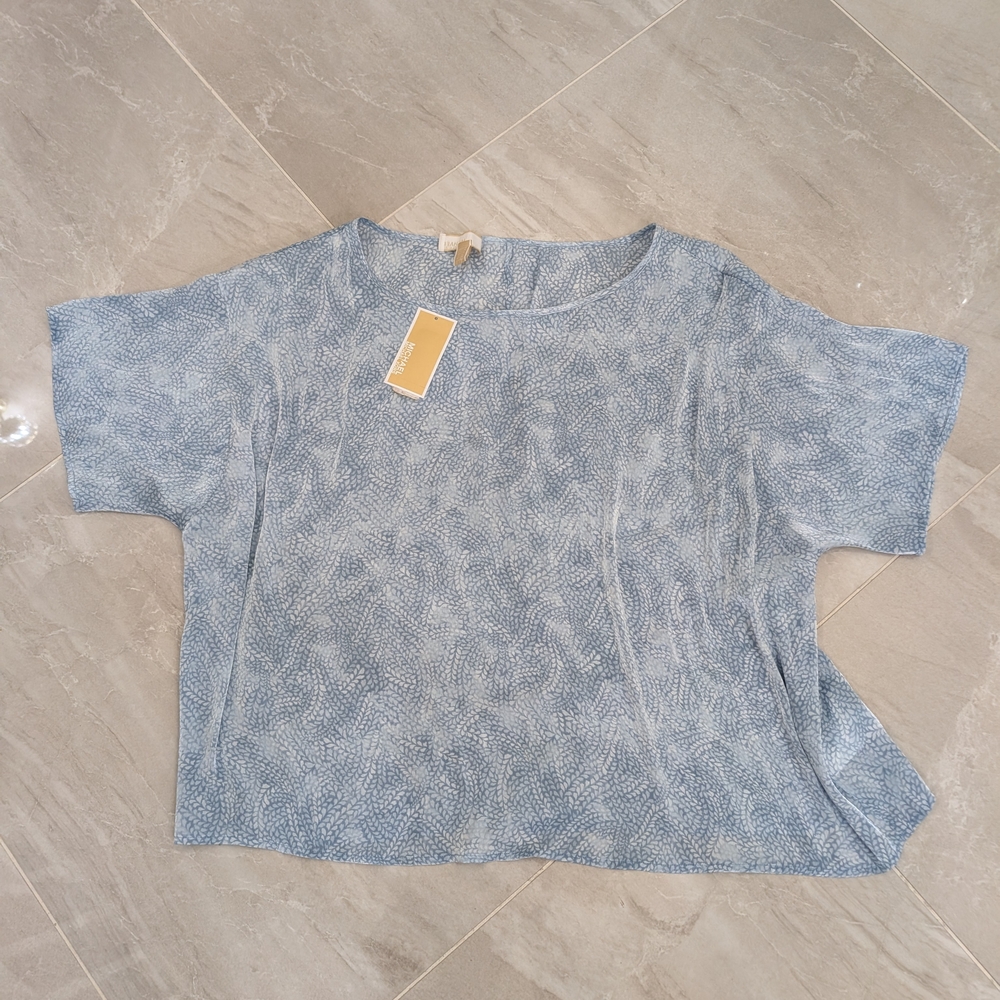 Michaels Light Blue Leaf Pattern Top